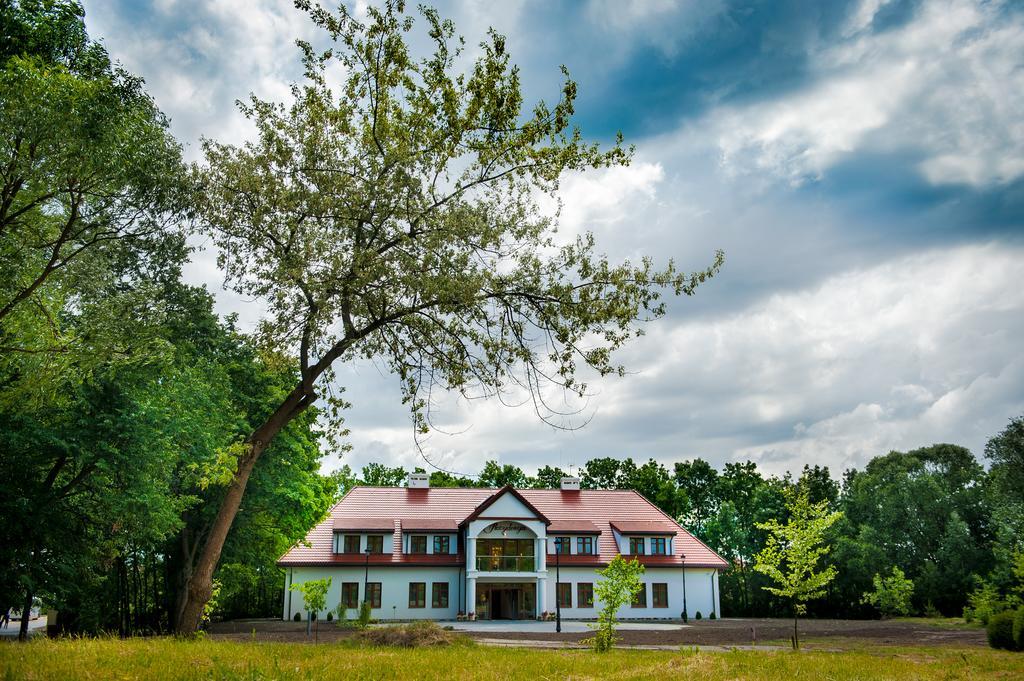 Rezydencja Dwor Polski Belchatow Exterior photo